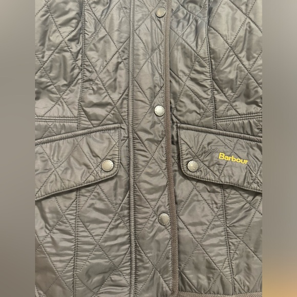 Women’s Barbour Cavalry Polarquilt Jacket - Picture 6 of 11